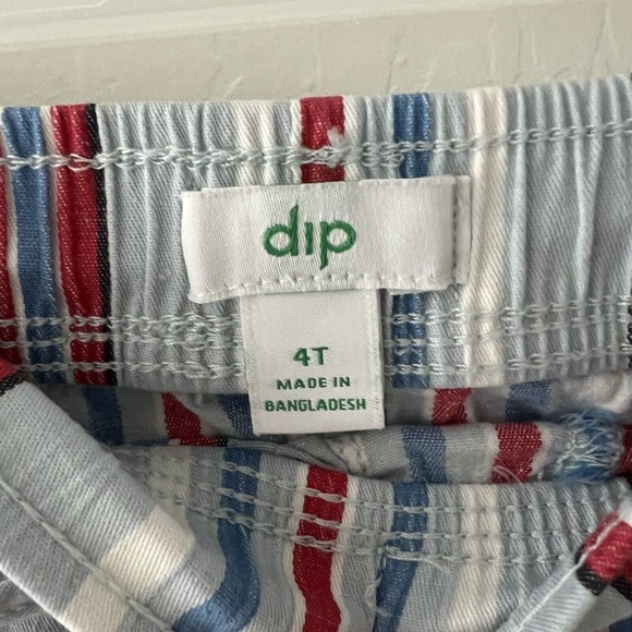 Dip Apparel Kids Unisex Blue Striped Shorts, Size 4T - Picture 2 of 3
